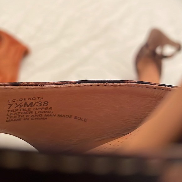 Corso Como Leopard Print Anklet Heels - Picture 5 of 5